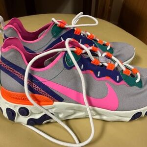 Nike Trail Tennis Shoes